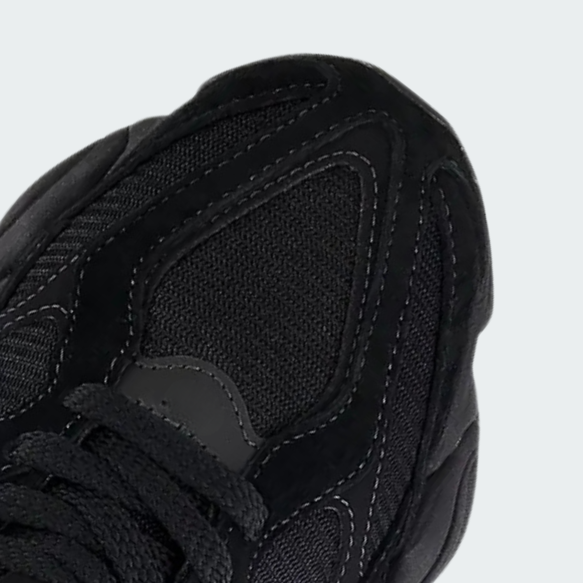 9060 Triple Black